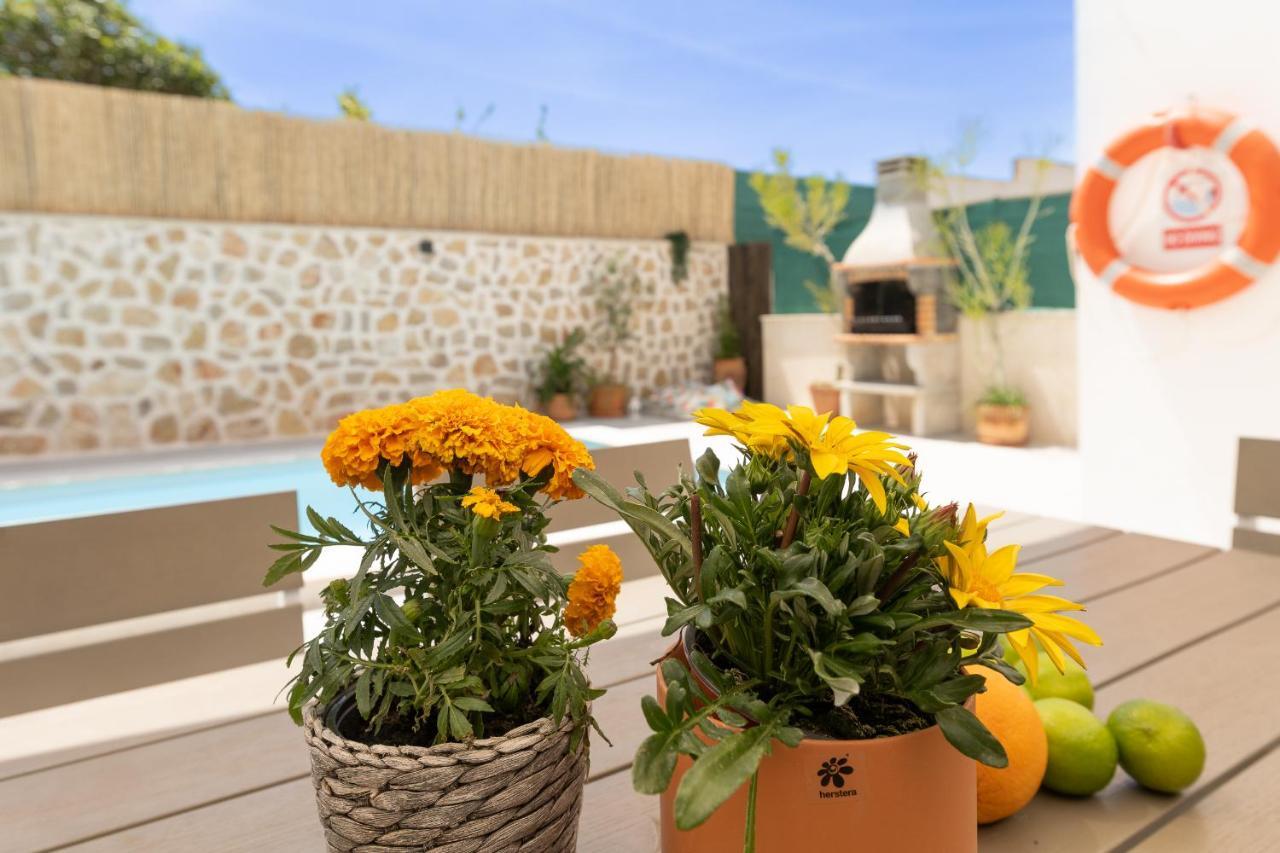 Peral Holiday home *